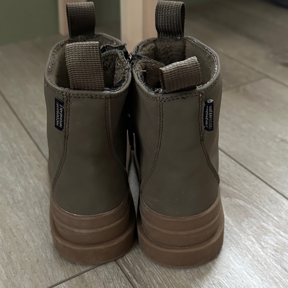 H&M Kids Brown Boots - Picture 2 of 3